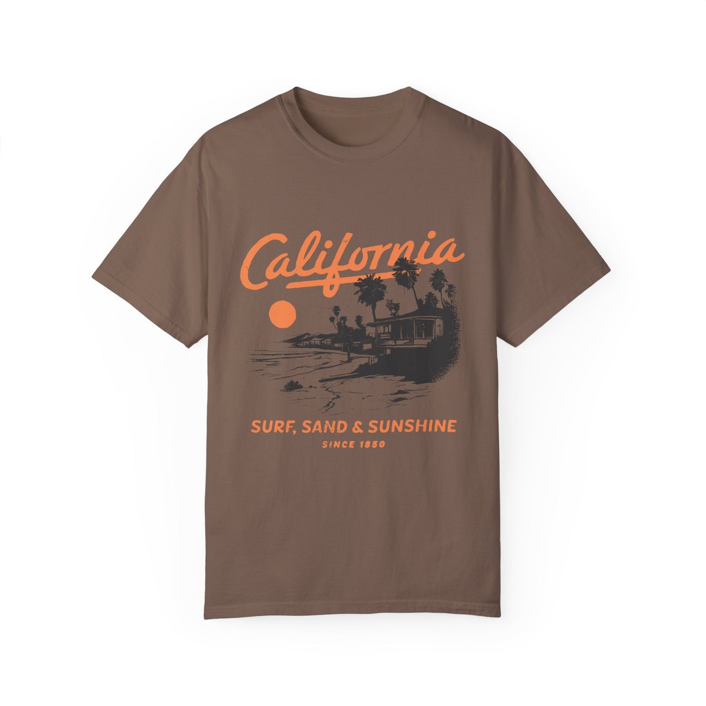 Retro California tee with vintage surf shirt design featuring a classic surf shack and palm trees. West Coast graphic tee for beach lovers. Lightweight surf tee with nostalgic style. California beach tee perfect for casual wear, old school surf tee for everyday comfort.