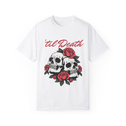 Graphic tee featuring a bold skull and roses design with vintage-inspired details. Perfect for fans of retro skeleton shirts, romantic gothic skull tees, or punk skull rose graphics. A unique aesthetic tattoo skull tee for edgy and dark romance lovers.
