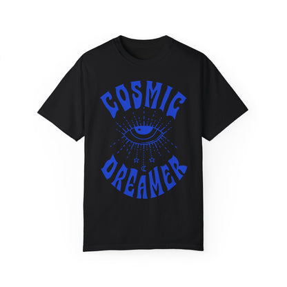 Mystical graphic tee featuring a spiritual eye, cosmic dreamer typography, and celestial design. Perfect for vintage-inspired outfits, boho rebel style, and night sky aesthetics.