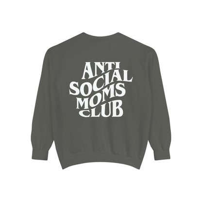 Anti Social Moms Club sweatshirt with bold graphic text on the back. Perfect funny mom sweatshirt or vintage mom pullover for casual wear. Stylish, oversized fit for a comfy mom sweatshirt, ideal gift for moms who love humor and relaxed style.