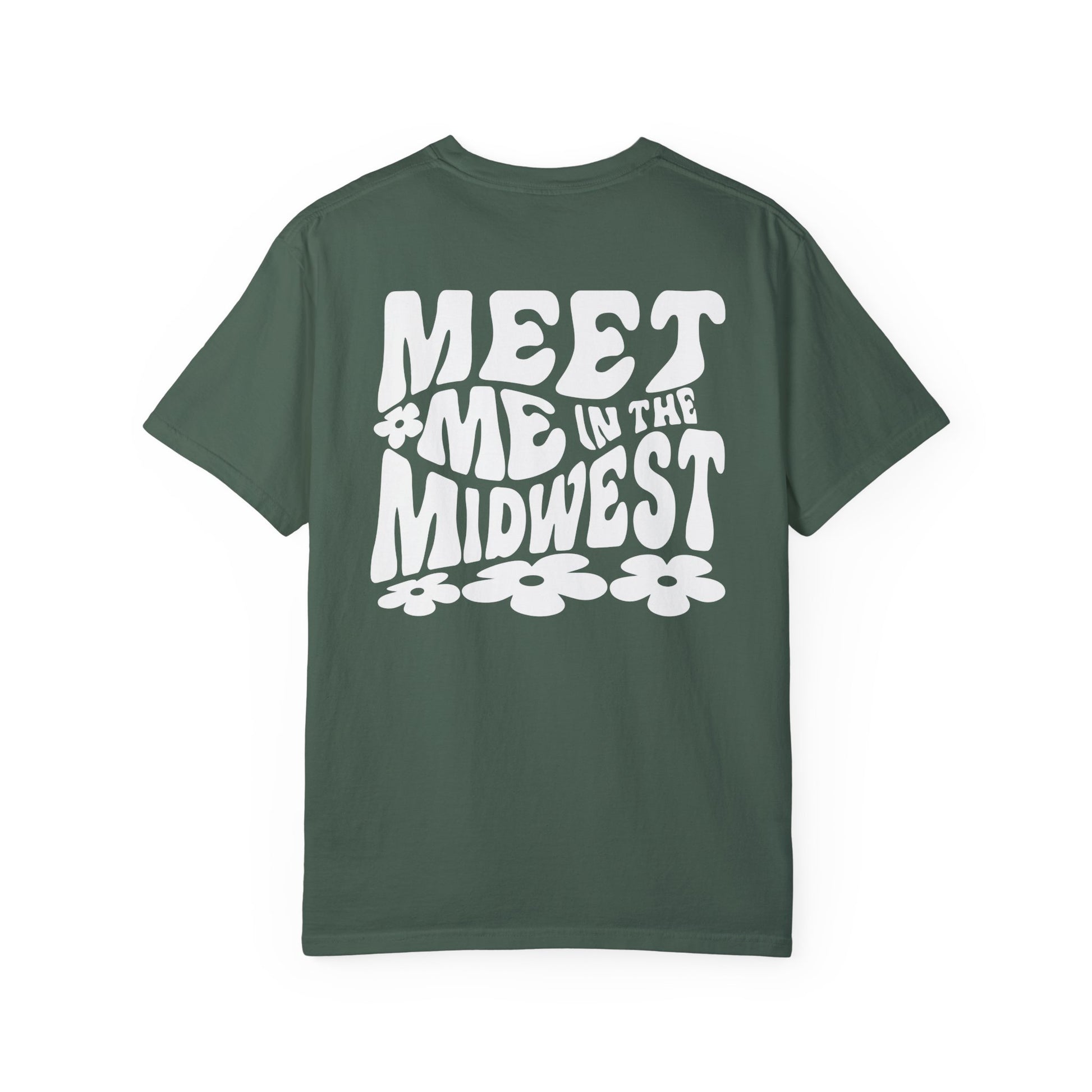 Retro Midwest shirt with bold floral graphic design and "Meet Me in the Midwest" text. Perfect for casual outfits, Midwest road trips, or trendy Midwest looks, combining comfort and style effortlessly. 