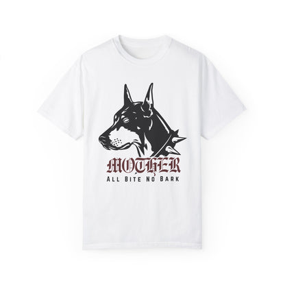 Oversized Doberman Graphic Tee with bold gothic lettering and tattoo style design. Edgy Dog Mom Shirt with punk rock vibe, perfect for streetwear lovers. Retro Mom Graphic Tee with All Bite No Bark statement for bold, confident moms.