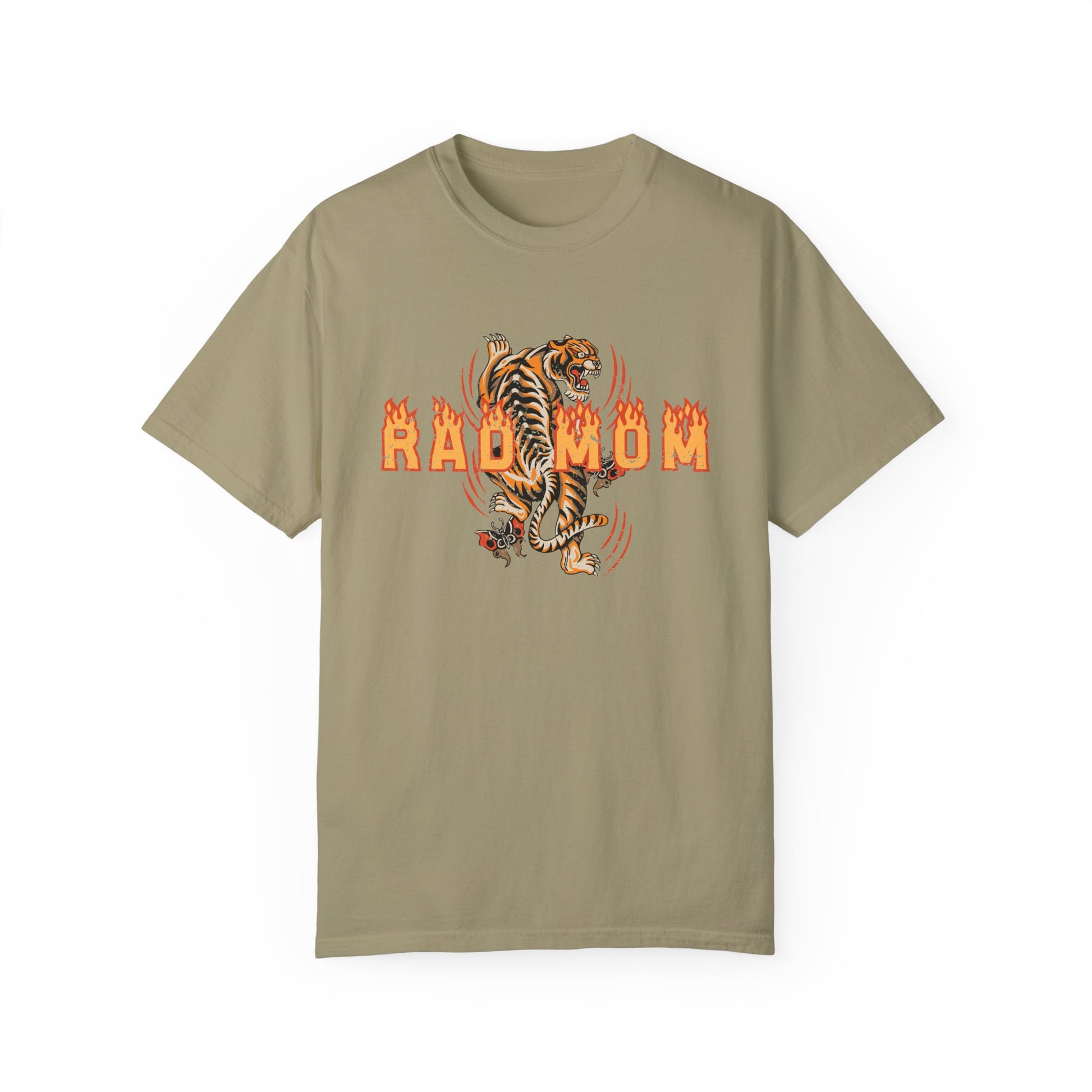 Rad mom graphic tee featuring bold vintage tiger design with flame details. Cool mom streetwear shirt with retro tattoo style graphic perfect for everyday edgy mom style and bold vintage inspired streetwear.