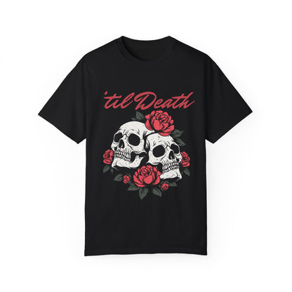Graphic tee featuring a bold skull and roses design with vintage-inspired details. Perfect for fans of retro skeleton shirts, romantic gothic skull tees, or punk skull rose graphics. A unique aesthetic tattoo skull tee for edgy and dark romance lovers.