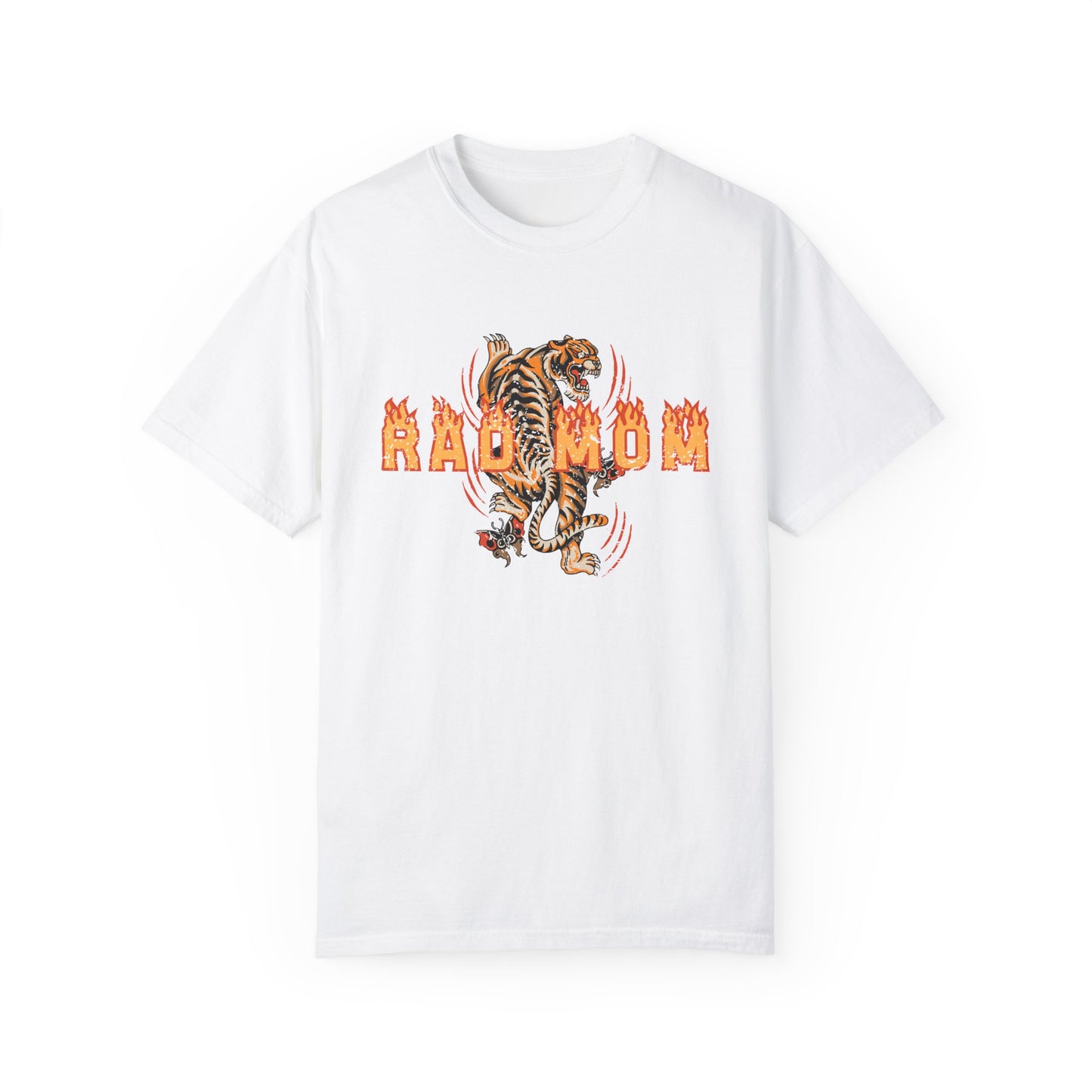 Rad mom graphic tee featuring bold vintage tiger design with flame details. Cool mom streetwear shirt with retro tattoo style graphic perfect for everyday edgy mom style and bold vintage inspired streetwear.