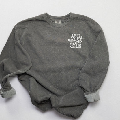Anti Social Moms Club sweatshirt with bold graphic text on the back. Perfect funny mom sweatshirt or vintage mom pullover for casual wear. Stylish, oversized fit for a comfy mom sweatshirt, ideal gift for moms who love humor and relaxed style.